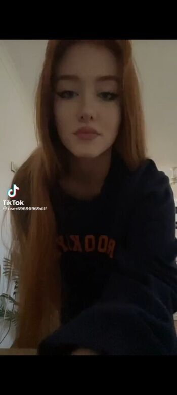 Leaked Who is this  page private photo viral onlyfans