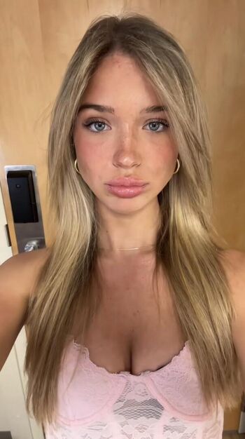 Leaked Who is this  page private photo viral onlyfans