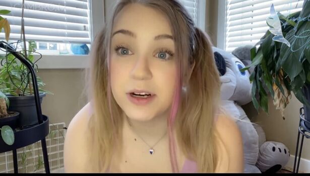 Leaked Who is this  page private photo viral onlyfans