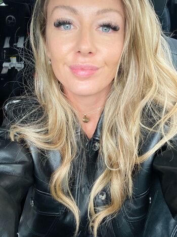 Leaked Who is this  page private photo viral onlyfans