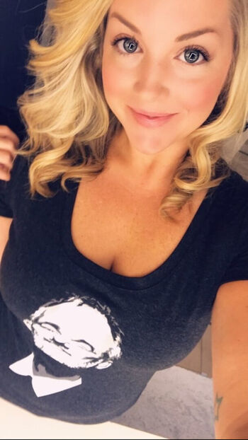Leaked Savanna becker/ private photo viral onlyfans