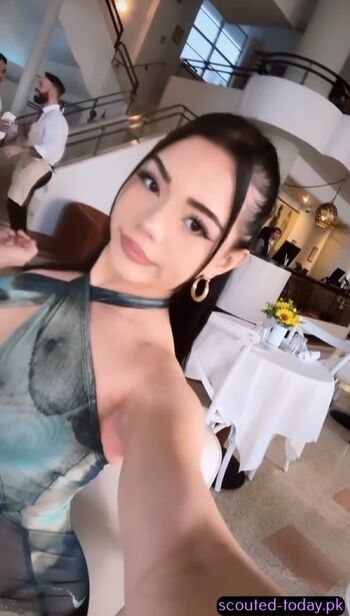Leaked Adira allure/ private photo viral onlyfans