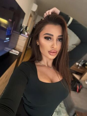 Leaked Alexa breit / private photo viral onlyfans