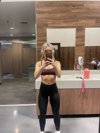 Leaked Harlowe blue/ private photo viral onlyfans