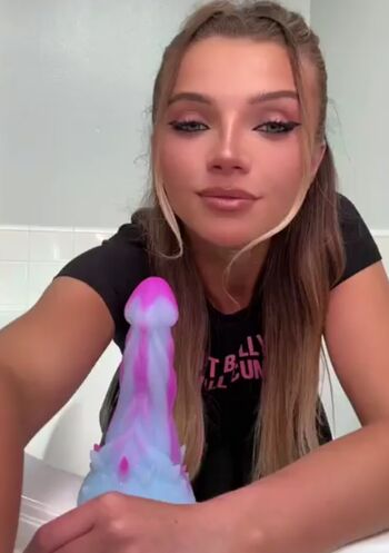 Leaked Becca tobin/ private photo viral onlyfans