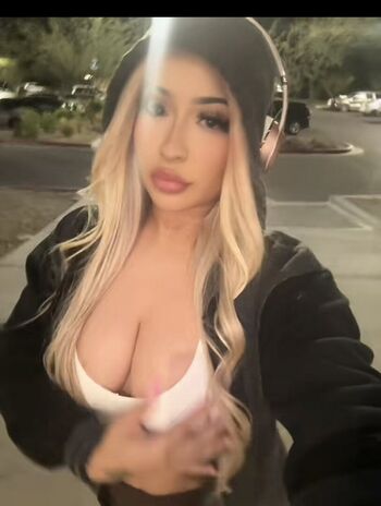 Leaked Gabi castello/ private photo viral onlyfans