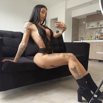 Leaked Selina varez/ private photo viral onlyfans