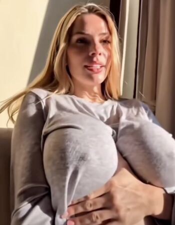 Leaked Ayaka miyoshi/ private photo viral onlyfans