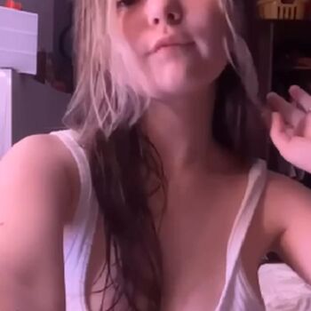 Leaked Vainikainen/ private photo viral onlyfans