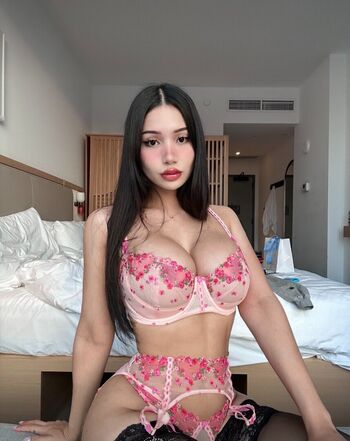 Leaked Lunabunn/ private photo viral onlyfans