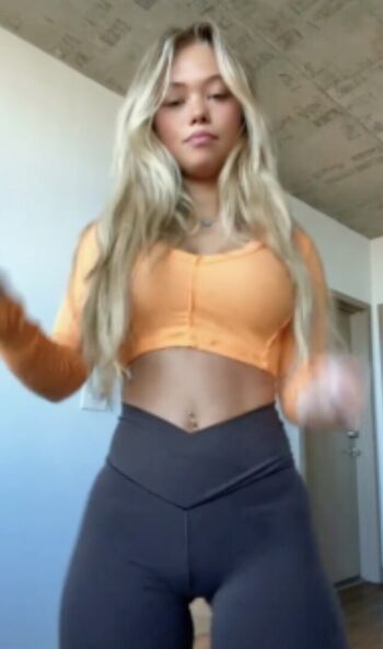 Leaked Sithle/ private photo viral onlyfans
