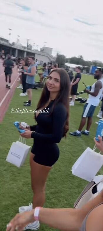 Leaked Sara lopez/ private photo viral onlyfans