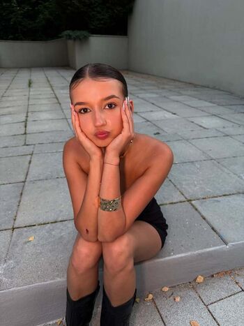 Leaked Wiktoria niekao private photo viral onlyfans