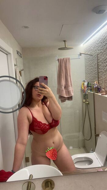 Leaked Winivino private photo viral onlyfans