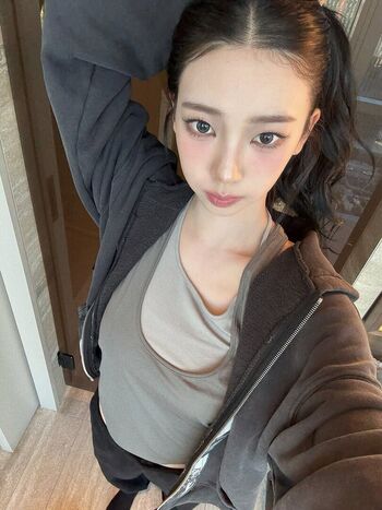 WomenK-pop