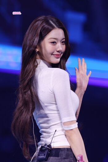 Leaked Womenk pop page private photo viral onlyfans