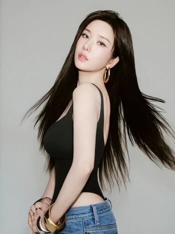 Leaked Womenk pop page private photo viral onlyfans