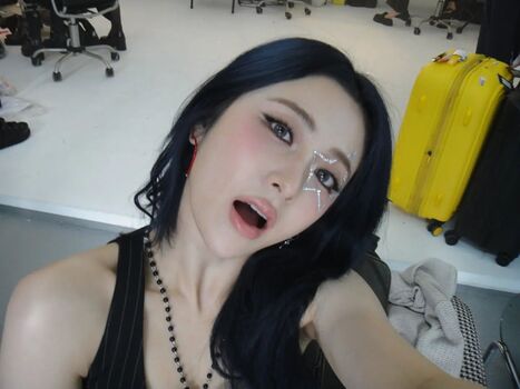 Leaked Womenk pop page private photo viral onlyfans