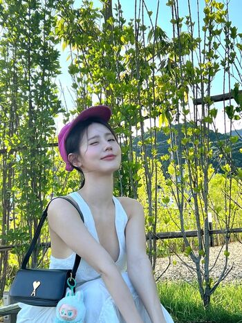 Leaked Womenk pop page private photo viral onlyfans