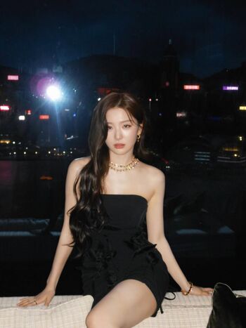 Leaked Womenk pop page private photo viral onlyfans