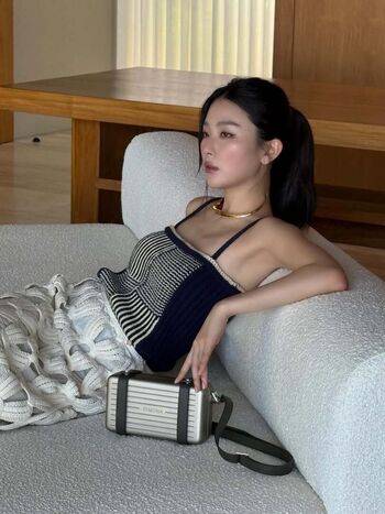 Leaked Womenk pop page private photo viral onlyfans