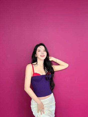 Leaked Womenk pop private photo viral onlyfans