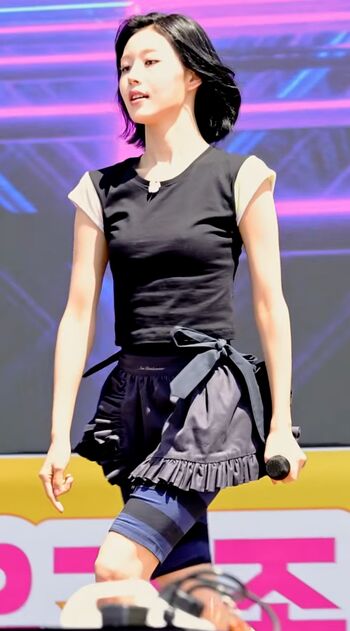 WomenK-pop