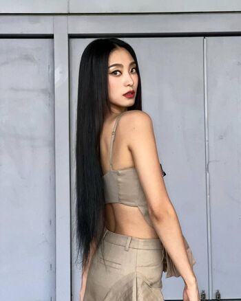 Leaked Womenk pop page private photo viral onlyfans