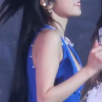 WomenK-pop