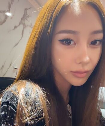 Leaked Womenk pop page private photo viral onlyfans