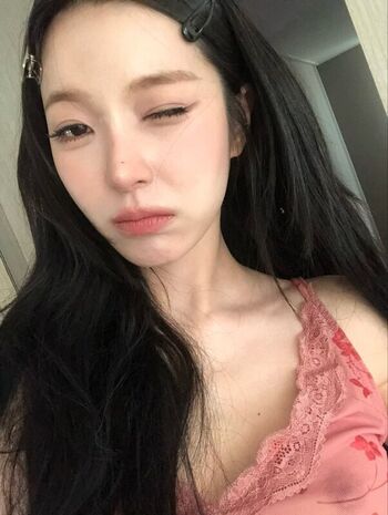 Leaked Womenk pop page private photo viral onlyfans