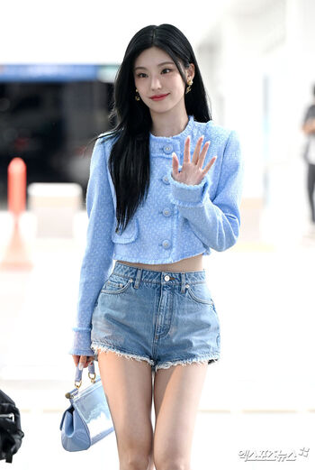 WomenK-pop