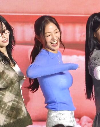 WomenK-pop