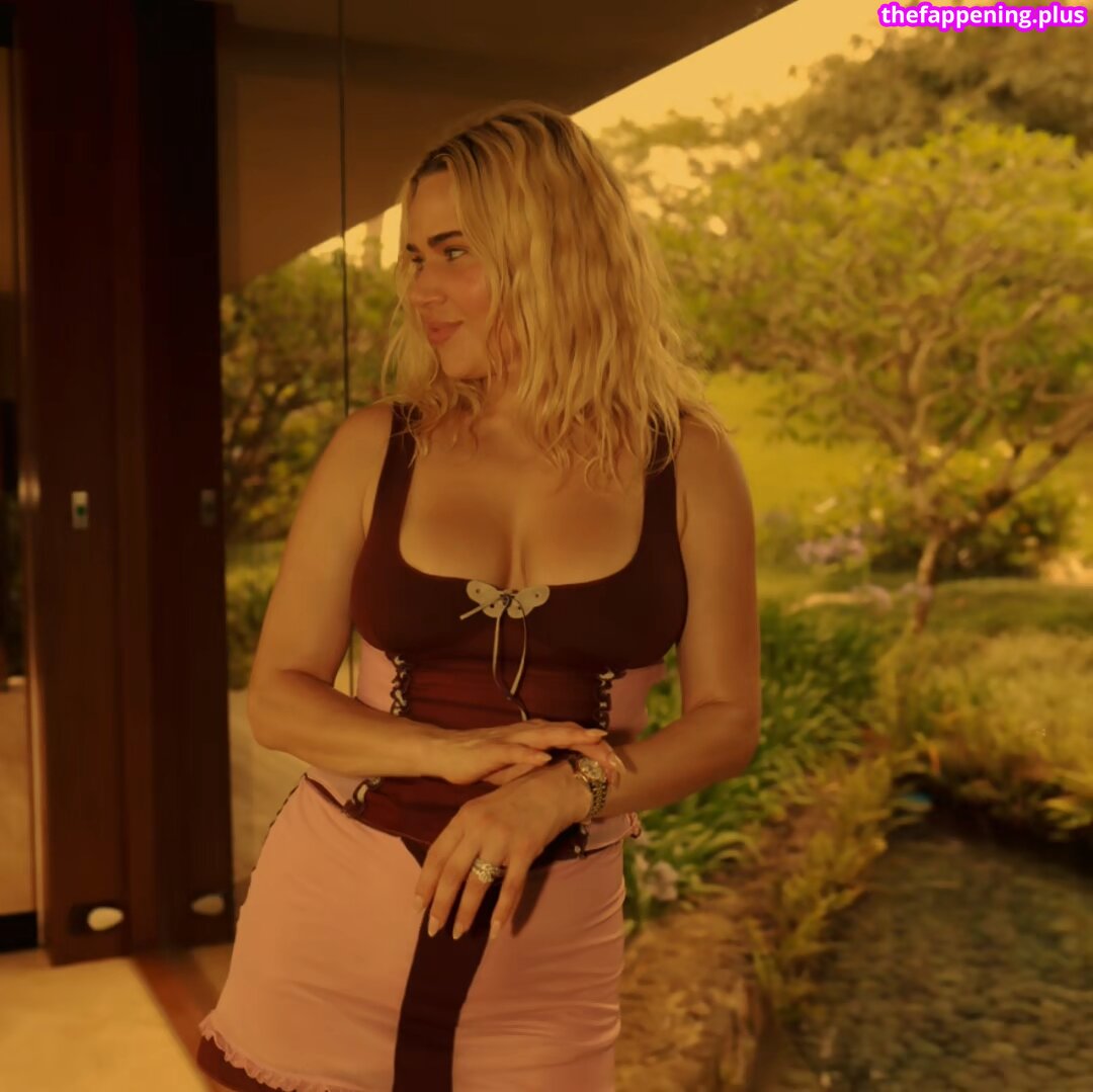 CJ Perry / WWE Lana / thecjperry Photo OnlyFans Nu #48