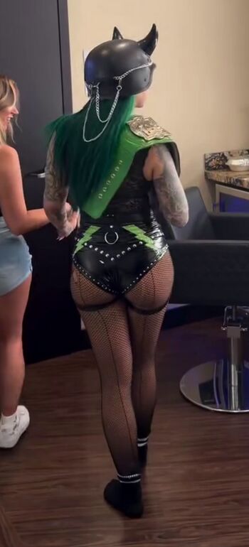 WWE Shotzi