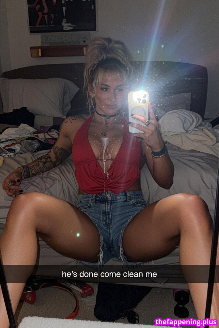 SolRucaWWE / Wwe Sol Ruca / https: / solrvca Fotografie OnlyFans Dezbrăcată #24