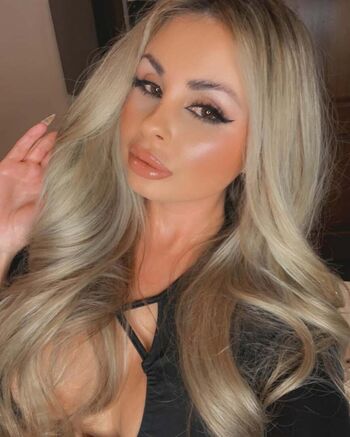 Leaked Xchristiina page private photo viral onlyfans