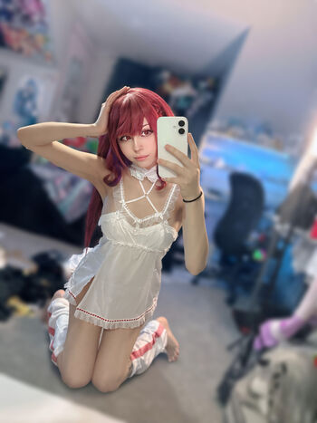 xenluvsmiku
