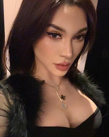 Leaked Xialan  page private photo viral onlyfans