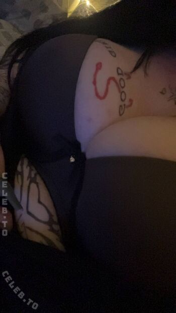 Leaked Xocamilskyxo private photo viral onlyfans