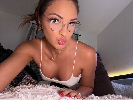 Leaked Xogizellexo private photo viral onlyfans