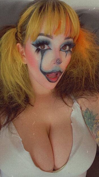 xolittleladyxo