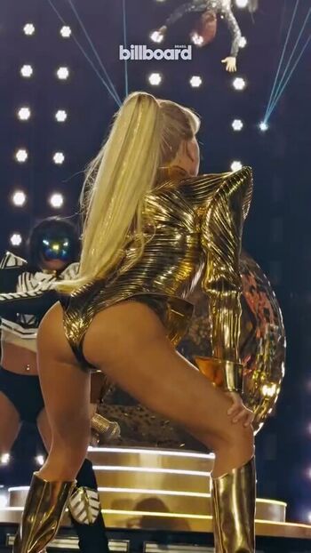 Xuxa Meneghel