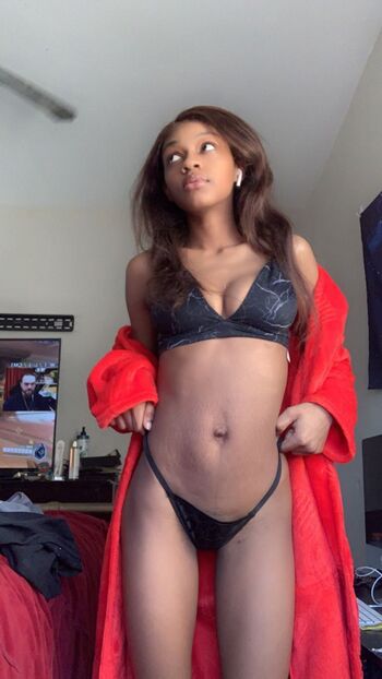 xx_zakiya