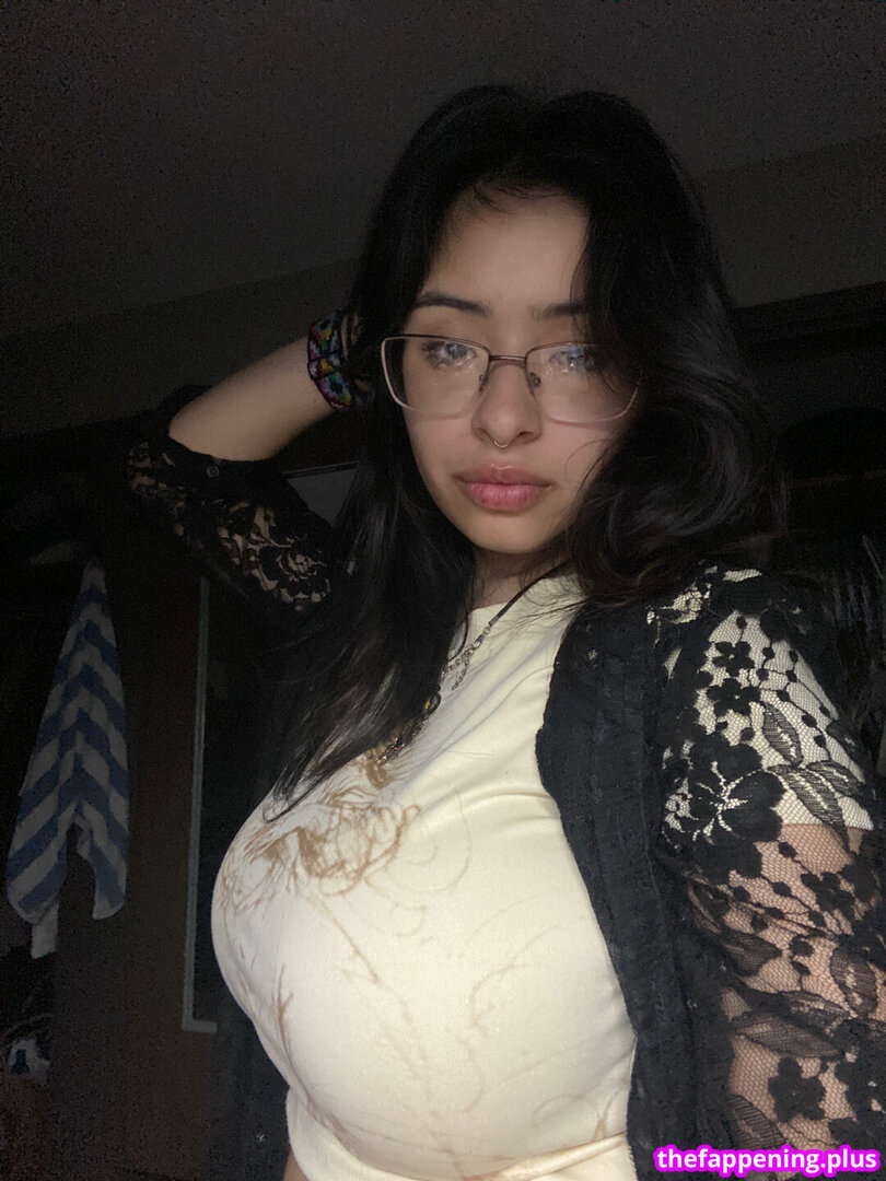 Xxchaparrita / chaparrita._.linda / reblchaparrita Çıplak OnlyFans Fotoğrafı #3