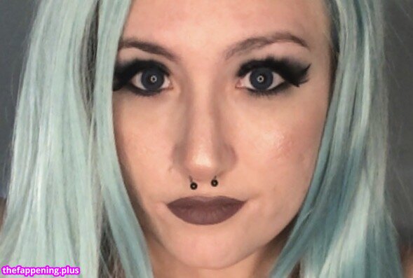 CheshireKatx / lilgothraven / u13085533 / xxcheshire_kat Nagie OnlyFans Zdjęcie #37