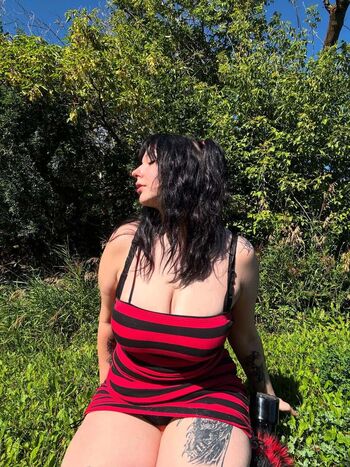 Leaked Xxfrog slimexx private photo viral onlyfans