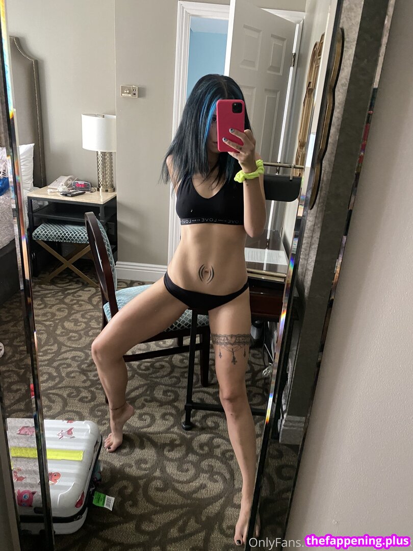 nadya tolokonnikova / nadyariot / pussyrrriot / xxpussyriotxx Фото оголеного OnlyFans #15