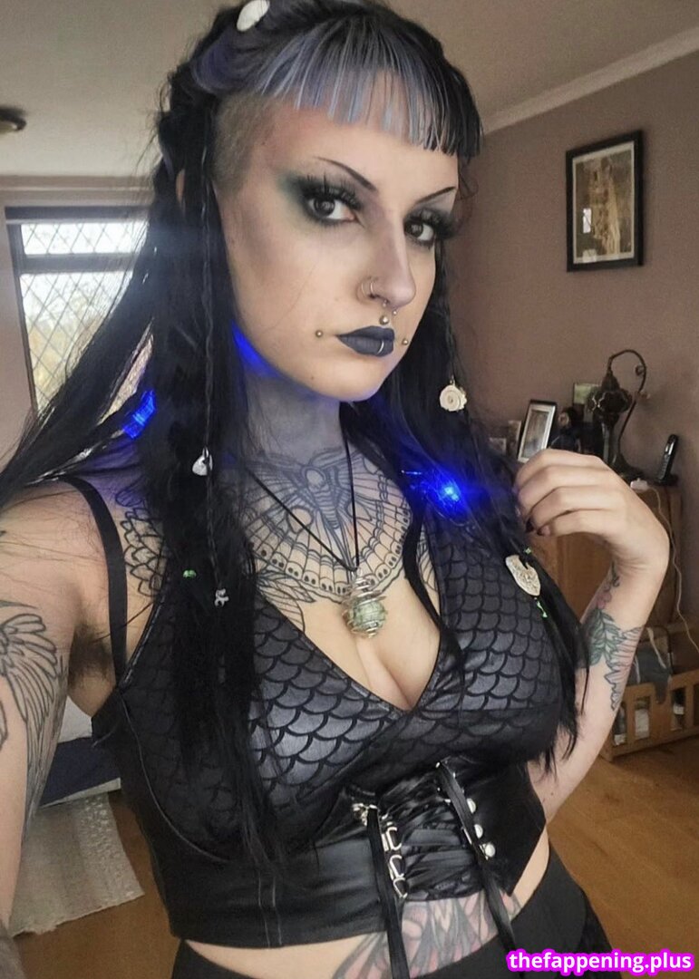 Hampshire / Surrey / chloesmithy / pegasuspills / xboofx / xxxprincess69 ヌードOnlyFans写真 #9