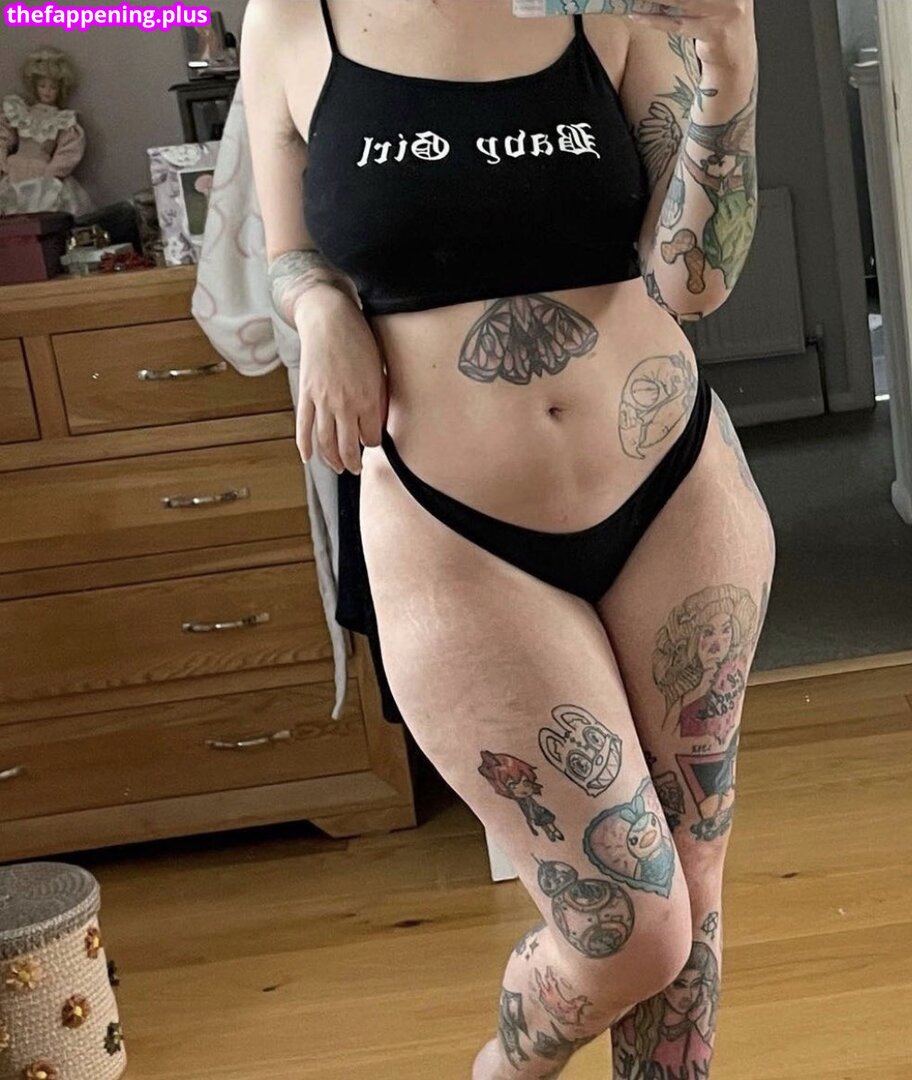 Hampshire / Surrey / chloesmithy / pegasuspills / xboofx / xxxprincess69 Foto OnlyFans Nuda #11